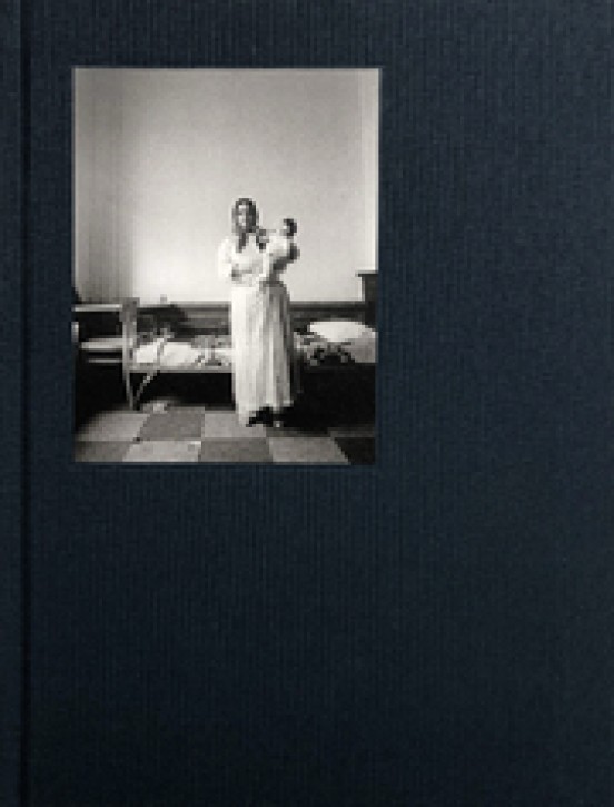 Bertien van Manen - I am the only woman there